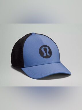 Lululemon NWT Trucker Hat Cap Blue Black Snap closure Size S M Unisex